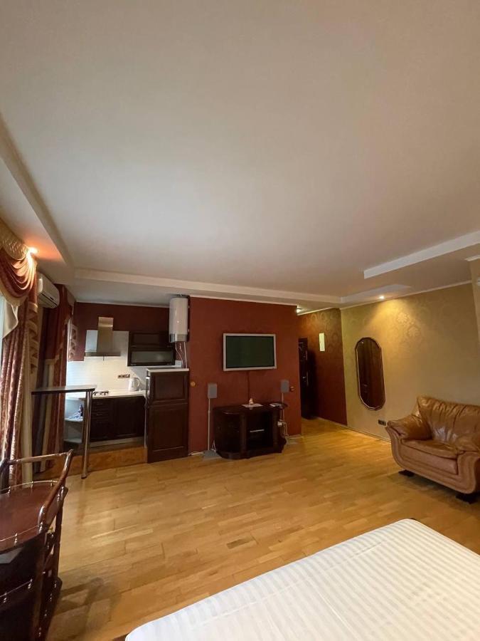 One Bedroom Kreschatik Str 4 Киев Екстериор снимка